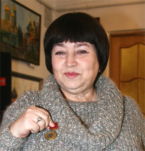 Татьяна Уварова с пушкинской медалью